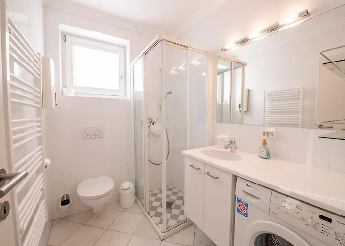 アパート Bichl 8 *